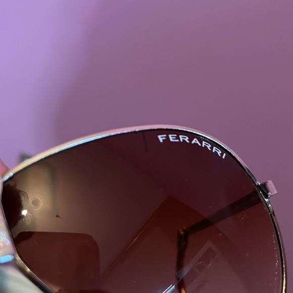 Ferarri roc vintage sunglasses, folding. Very rare and collectible. - Picture 9 of 10